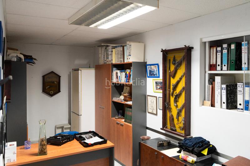 Foto 6dceb20b-8518-401b-8505-54d813e0a872. Locale commerciale con riscaldamento in Los Castros Santander