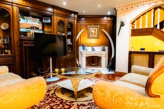 Casa aparellada  Urbanizacion roca. Chalet con piscina y jacuzzy en soto de la marina