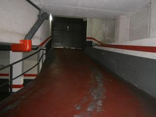 Posto auto  Carrer de castelao