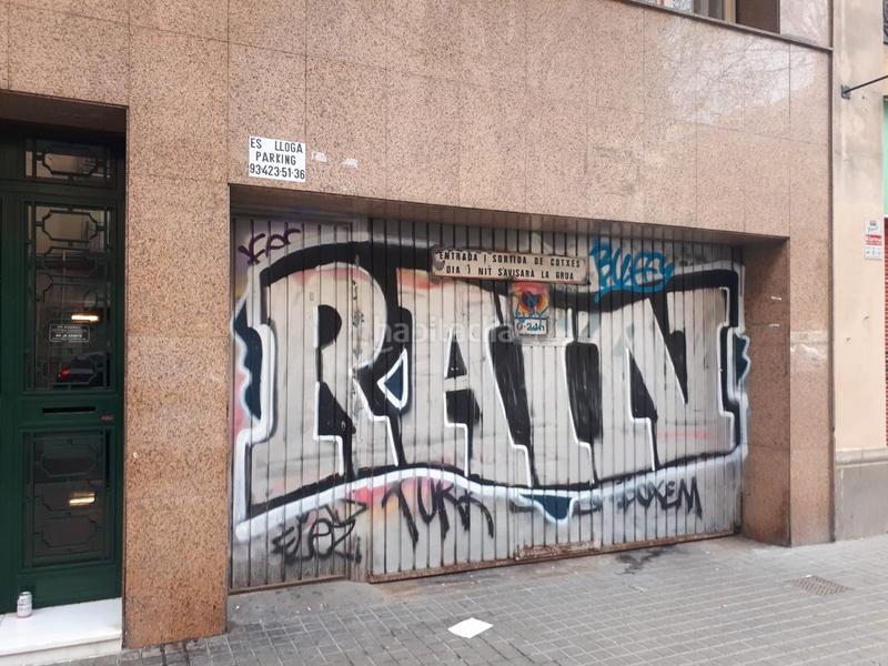 Foto e19bfd97-2c61-4f85-b79a-129d1c25f9a9. Location parking voiture dans carrer de sepúlveda 104 dans Barcelona