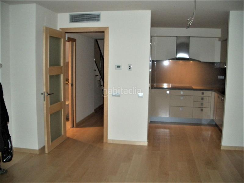 Foto e35560c8-d3ec-4842-8e06-cfa3fa68fe82. Rent duplex with heating parking in Sant Gervasi - Galvany Barcelona
