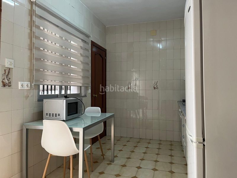 Foto 56211dd0-60dc-494f-a3f8-405a2c9d96aa. Alquiler casa bonita casa para trabajadores interinos(profesores/personal sanitario/funcionarios junta de andalucia en Granada