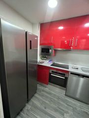 Rent Flat  Calle doctor azpitarte. Bonito piso 4 dormitorios con calefacción central muy luminoso