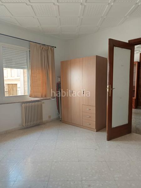 Foto 3724ccf8-8731-46c2-be0c-e3f6a7e03dbd. Alquiler ático atico de 5 dormitorios/zona muy centrica/junto a facultades en Granada