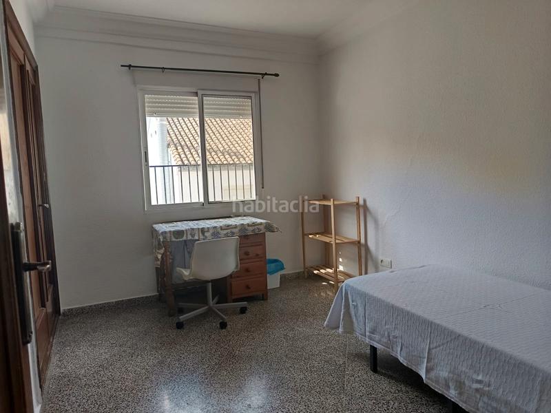 Foto 1749bd95-da1d-4a4c-9f4a-f867d2d837d9. Lloguer àtic amb calefacció a Camino de Ronda Granada