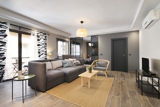 Rent Flat  Calle verónica de la virgen. Fantastico piso de 1 dormitorio/ muebles modernos/ con todas las