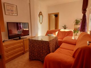 Rent Flat  Calle méndez núñez. Bonito piso de estudiantes de 4 dormitorios/plaza einstein/facul