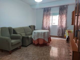 Affitto Appartamento  Calle doctor blasco reta. Piso para estudiantes de 3 dormitorios/plaza de toros/amueblado