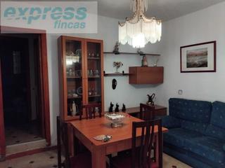 Erdgeschoss in La Llàntia. Planta baja con patio mataró, la llàntia