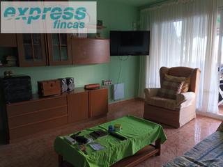 Pis a Carrer de joan maragall. Piso de 3 dormitorios a 5 minutos de la playa en calella.