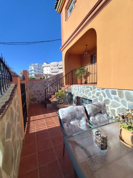 Foto 128919a6-52f9-4a82-821b-676096c2596f. Semi detached house with parking pool in Puerto Deportivo Fuengirola