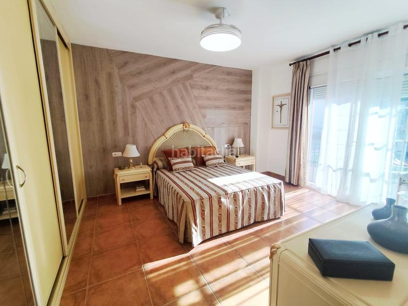 Foto 1f4a8f1c-b098-43e9-a6ae-ecf80c376c92. Semi detached house with parking pool in Puerto Deportivo Fuengirola