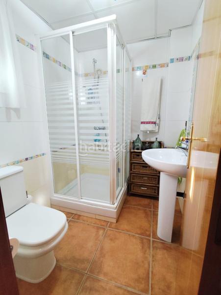 Foto 2b141962-69d8-4d25-8ace-31275be33838. Semi detached house with parking pool in Puerto Deportivo Fuengirola