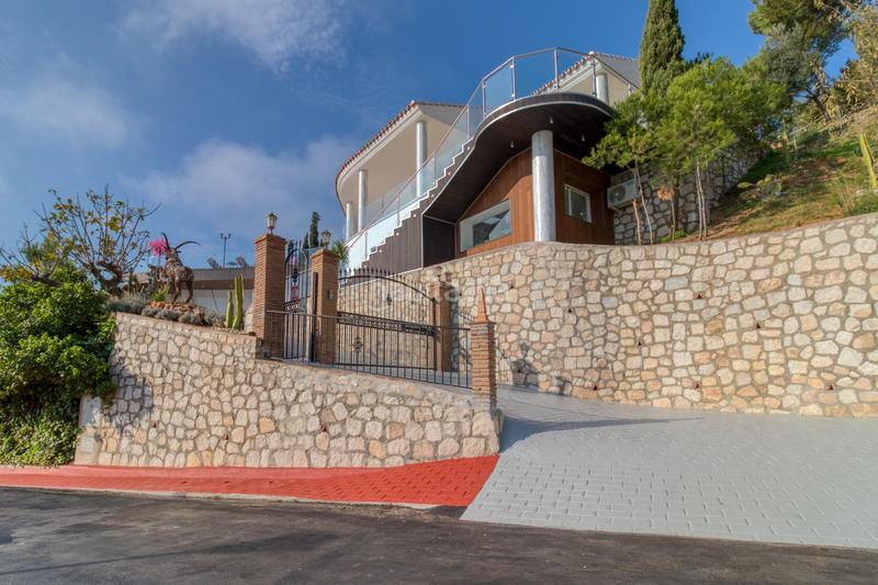 Foto 7f4b751c-b31c-40e6-9999-91dd433860e4. Chalet con parcheggio piscina in Valtocado - La Alquería - La Atalaya Mijas