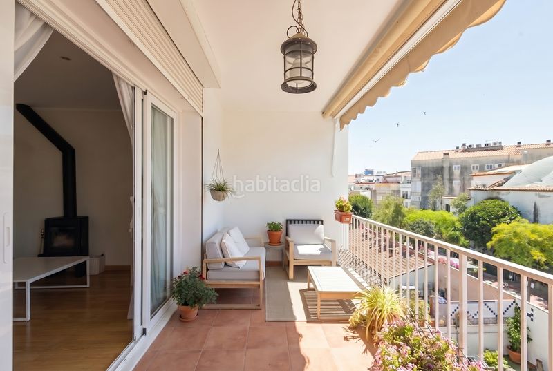 Foto b8132c1d-abc1-4c1e-9505-80649cb0b5ce. Pis amb xemeneia calefacció a Centre Sitges
