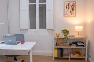 Rent Office space in Carrer de balmes 211. Despacho privado en balmes 211