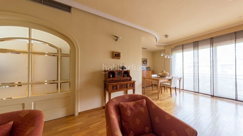 Foto 01d44fd9-f815-4938-bbac-b41581bdbbff. Casa amb calefacció aparcament piscina a Mas Lluí Sant Feliu de Llobregat