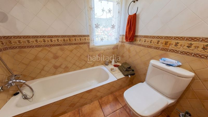 Foto 083067fd-6595-43ec-b268-f0e8e0f8c0b7. Casa amb calefacció aparcament piscina a Mas Lluí Sant Feliu de Llobregat
