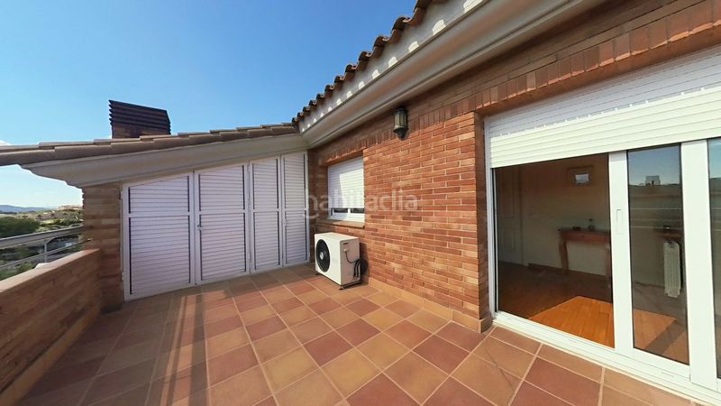 Foto 3ce5addb-a791-47ac-9787-f066e8b2bf77. Casa amb calefacció aparcament piscina a Mas Lluí Sant Feliu de Llobregat