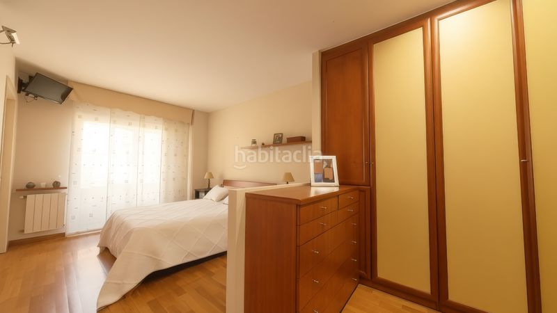 Foto 837043e3-79c1-4ad7-8f59-36583ba445d3. Casa amb calefacció aparcament piscina a Mas Lluí Sant Feliu de Llobregat