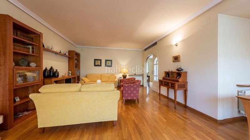 Foto 91752d78-aeaa-41e6-8979-0c3cca99f2fd. Casa amb calefacció aparcament piscina a Mas Lluí Sant Feliu de Llobregat