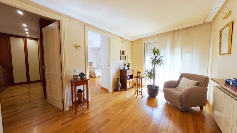 Foto c0d63845-8afe-4b84-a8fe-c51a510ff2d9. Casa amb calefacció aparcament piscina a Mas Lluí Sant Feliu de Llobregat