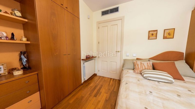 Foto ca88c718-b8f0-412e-bceb-56239d346740. Casa amb calefacció aparcament piscina a Mas Lluí Sant Feliu de Llobregat