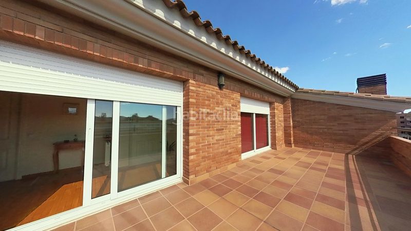 Foto e874fae4-4275-49b9-80b8-a803f80158c7. Casa amb calefacció aparcament piscina a Mas Lluí Sant Feliu de Llobregat