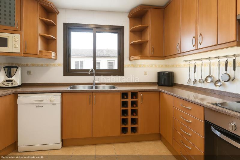 Foto a1714e6e-5352-458c-8767-625a01a154fc. Haus mit heizung pool in Calafell residencial Calafell