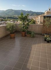 Piso en Vallcarca - Penitents. Piso con terraza de 35 m y conexión directa a barcelona