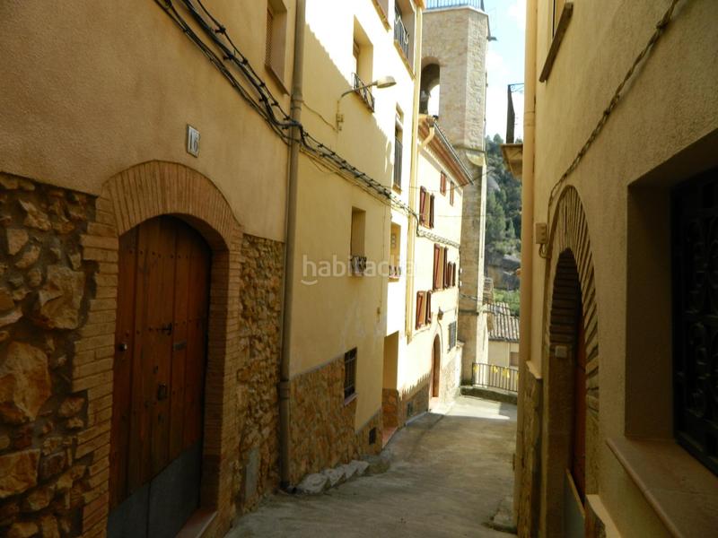 Foto 58111f05-5d31-49fa-983c-a4637d68ef8e. Casa a Margalef