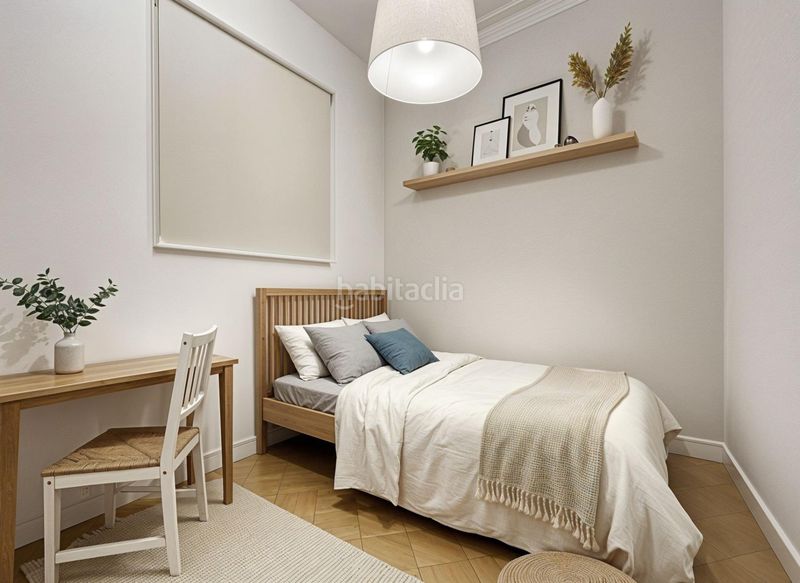 Foto 00247732-0138-4339-8bc1-aac89ec01063. Pis a Raval Barcelona