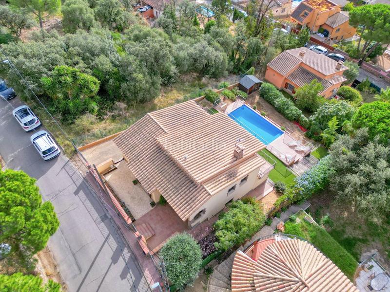 Foto 2b68293e-318a-4695-8923-26c93bf6fa37. Chalet con parcheggio in Cabanyes-Mas Ambrós-Mas Pallí Calonge