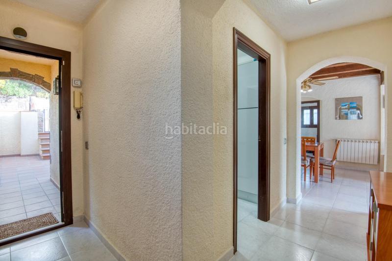 Foto 8b4475e2-f60c-410e-85af-28b185bc6abe. Chalet con parcheggio in Cabanyes-Mas Ambrós-Mas Pallí Calonge