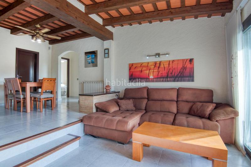 Foto babed20d-1d3d-4e46-880a-62ba17a42f7d. Chalet con parcheggio in Cabanyes-Mas Ambrós-Mas Pallí Calonge