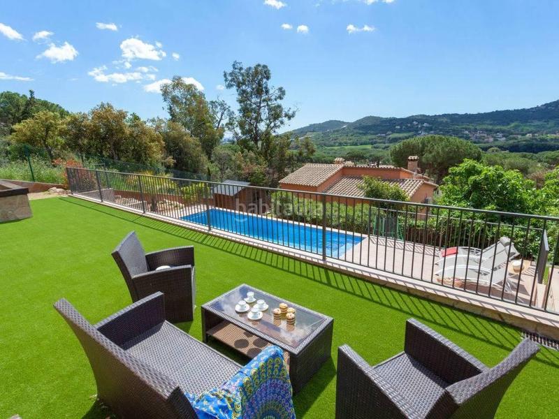 Foto cbda7b57-8c30-4a0c-b41e-7523681921d8. Chalet con parcheggio in Cabanyes-Mas Ambrós-Mas Pallí Calonge