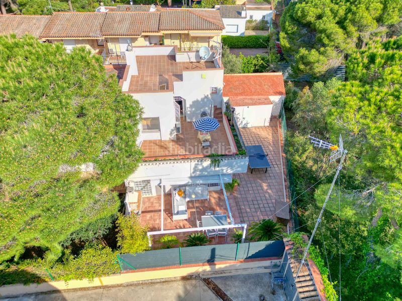 Foto b89cf982-6092-45ca-9e3e-9a921b1b14f4. Casa adossada amb calefacció a La Fosca - Cala Margarida Palamós