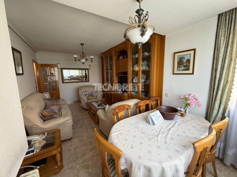Foto c5eeab53-9c2f-46cf-b1de-0130aeee773d. Flat in Aluche Madrid