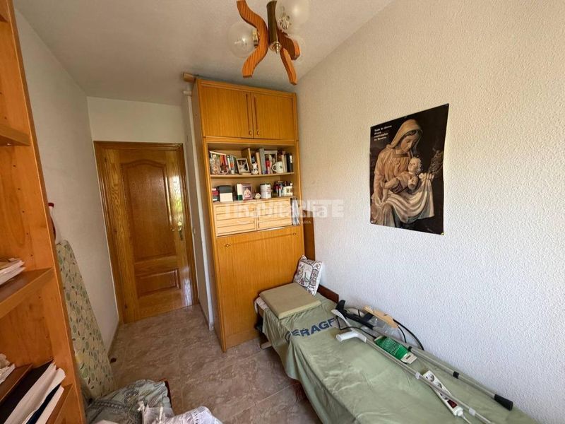 Foto c61387d7-1b7d-4999-aea5-d158c8a9cb1d. Flat in Aluche Madrid