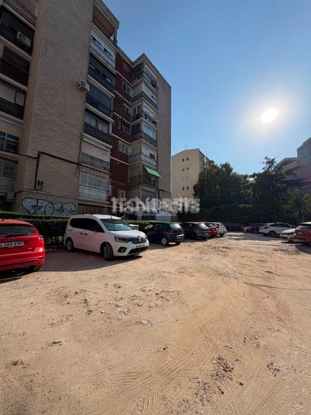 Foto 089d9240-ad98-4e9c-a38b-ed05aaa7781c. Pis a Aluche Madrid
