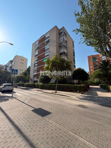 Foto 508db22b-e658-46dc-8c83-6c59c29de174. Pis a Aluche Madrid