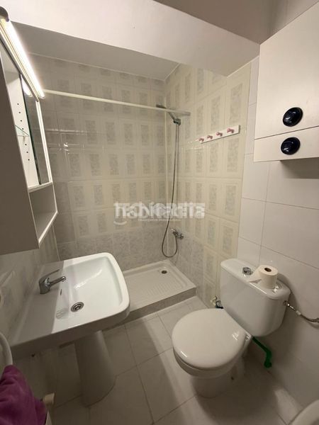 Foto 773575e9-b8af-4963-b91b-8ff36bb14b87. Pis a Aluche Madrid