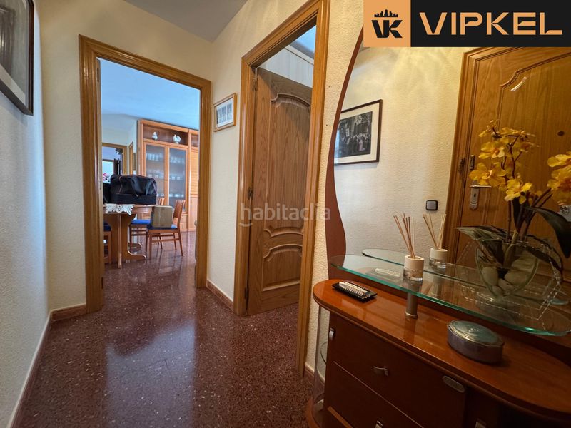 Foto a90b7ec1-b02e-4717-a435-618368ea59ea. Pis amb calefacció aparcament a Sant Ildefons Cornellà de Llobregat
