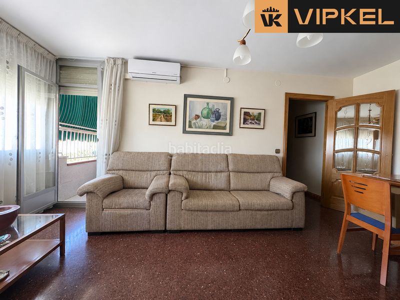 Foto b4fb3d90-20ca-4b93-9746-dad1c31d7796. Pis amb calefacció aparcament a Sant Ildefons Cornellà de Llobregat