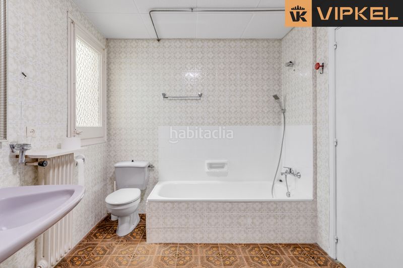 Foto 9ac7e8b5-a34c-4973-8908-5d761b017b69. Reihenhaus in La Salut Barcelona