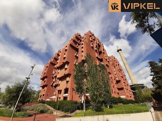 Flat  Carretera reial. Ideal inversores - se vende con inquilino-