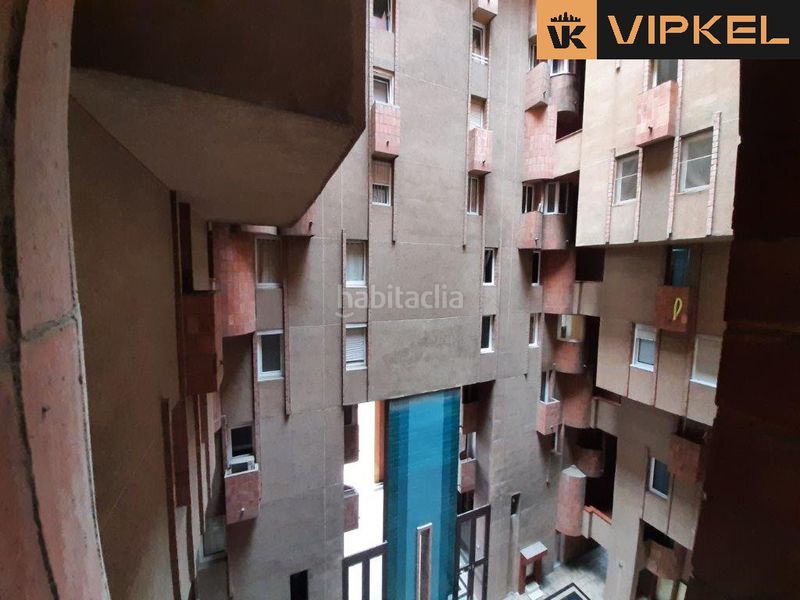 Foto dcd3ac9c-33ef-4062-8319-b19689728d4b. Pis amb piscina a Centre Sant Just Desvern