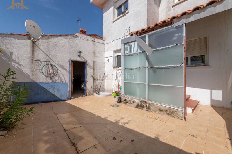 Foto 40de0759-cbbf-4e8d-bab7-43a281f86b9f. Casa aparellada amb calefacció aparcament a Los Barreros Seseña