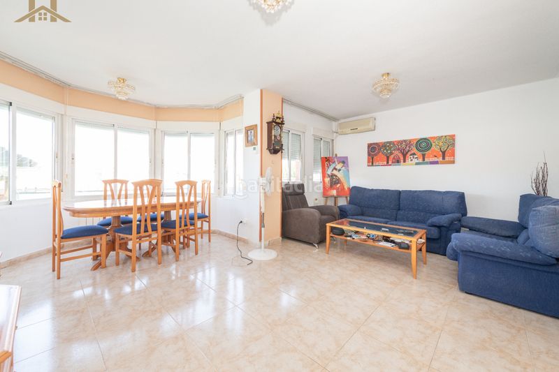 Foto 5ebeeabf-1797-45db-b0b0-b284b1aa6cbd. Casa aparellada amb calefacció aparcament a Los Barreros Seseña