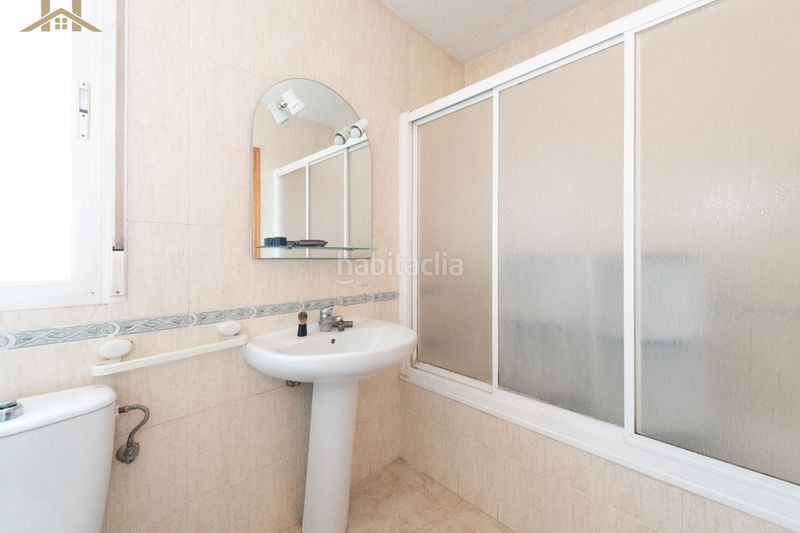 Foto a4e3069c-f987-495b-b262-70cc2aad3a2b. Casa aparellada amb calefacció aparcament a Los Barreros Seseña
